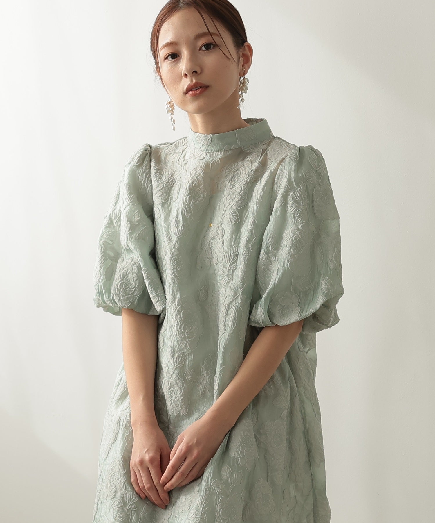プレフェリール　ランタンスリーブ刺繍レース バック リボン ワンピース  S PREFERIR（プレフェリール）の「【結婚式 オケージョン 】体型カバー