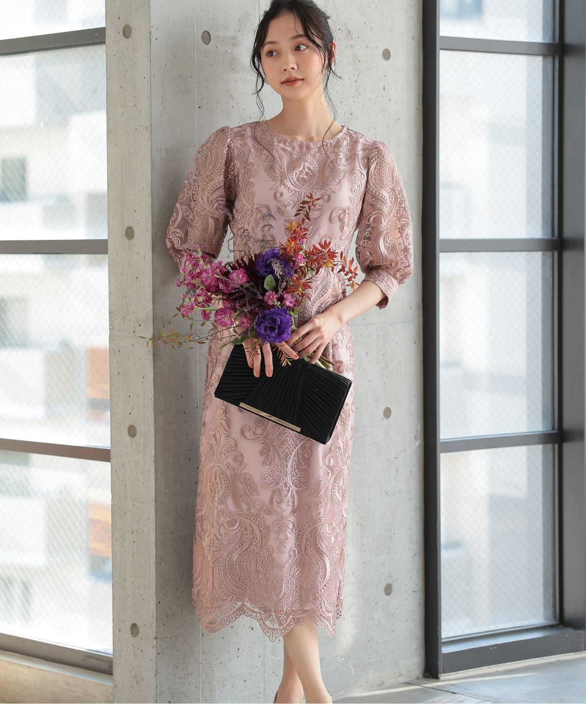 ランタンスリーブ刺繍レース  バックリボン 結婚式 パーティー タイトドレス (S,M,L,XL)50123